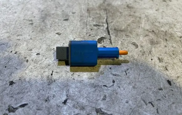 Renault Megane III Brake pedal sensor switch 2532500005R