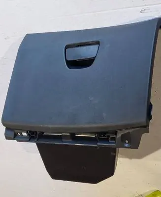 Peugeot 208 I Glove box 9673811277