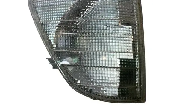 Mercedes-Benz Sprinter W901 W902 W903 W904 Front indicator light A9018200221 010087