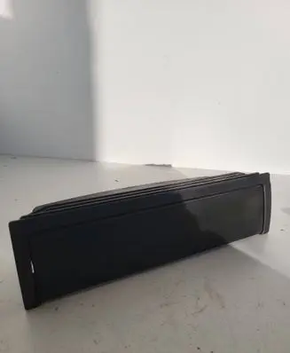 BMW X3 E83 Glove box 307180200