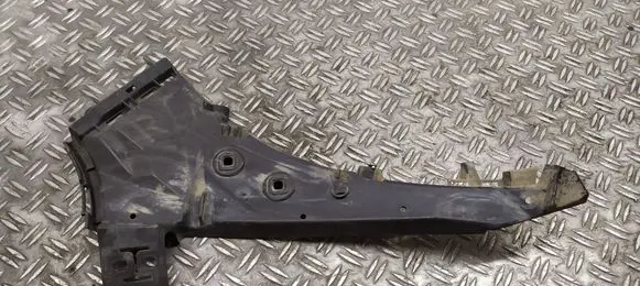 Audi Q7 4L Front bumper mounting bracket 4L0807284