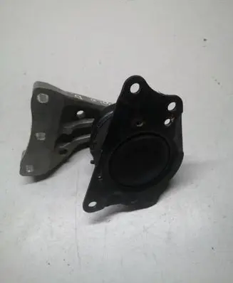 Volkswagen Polo V 6R Engine mounting bracket 6Q0199185T