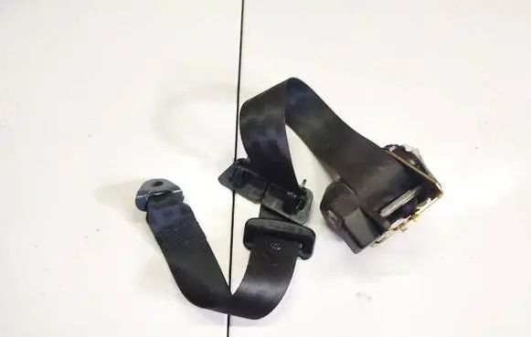 Peugeot 406 Middle seatbelt (rear) 40347 E2044016