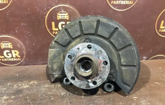 Volkswagen Caddy Front wheel hub spindle knuckle