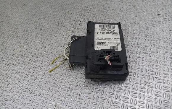 Renault Scenic II - Grand scenic II Ignition key card reader 8200125077