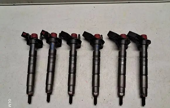Mercedes-Benz E C207 W207 Fuel injectors set A6420701187