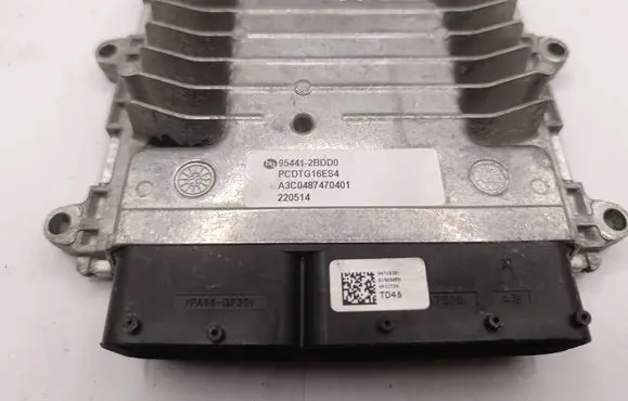 KIA Ceed Engine control unit/module 954412BDD0 PCDTG16ES4 A3C0487470401