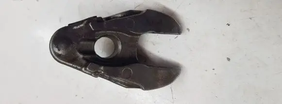 Citroen C4 II Picasso Fuel Injector clamp holder