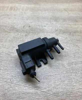 Volkswagen Golf VI Turbo solenoid valve 1K0906627 70058000