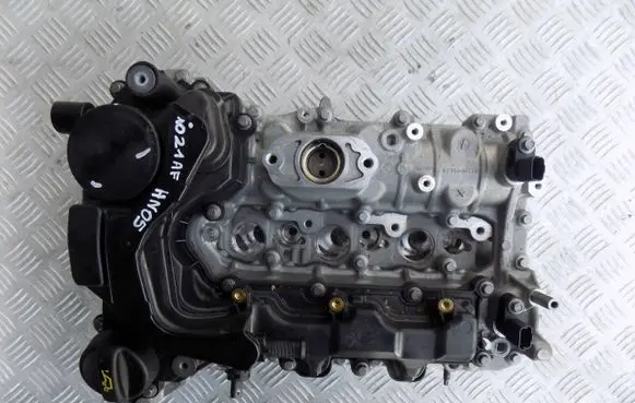 Peugeot 208 Engine