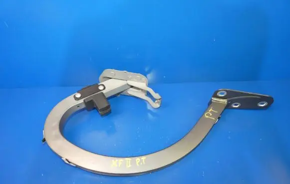 Jaguar XF Tailgate/trunk/boot hinge
