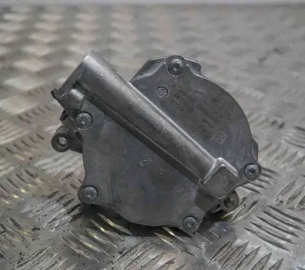 BMW 6 F12 F13 Vacuum pump 8605976