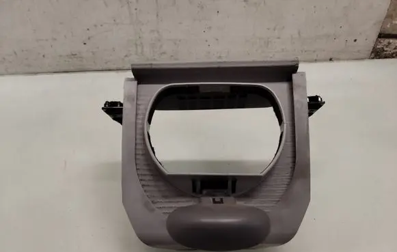 Steering wheel column trim