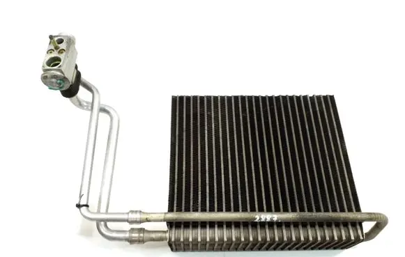 Mercedes-Benz Vito Viano W639 Air conditioning (A/C) radiator (interior) A0018305758