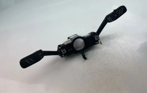 Volkswagen PASSAT B8 Indicator stalk 3Q0953521AM