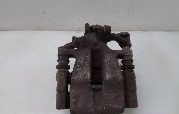 Opel Zafira B Rear brake caliper
