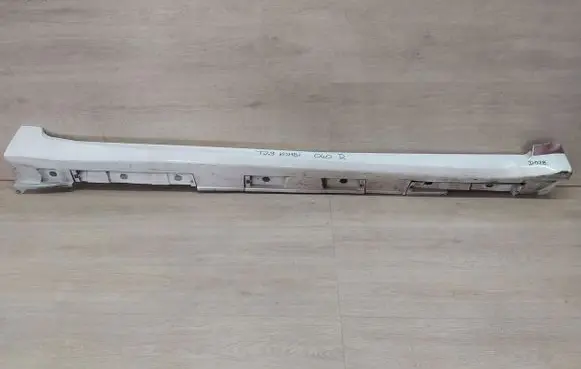 Toyota Avensis T270 Thresholds for All-terrain vehicles 75851-05050