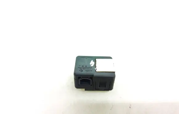 Tesla Model Y Other devices 168190400A