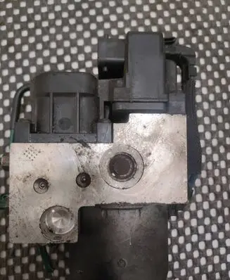 Volkswagen Polo ABS Pump 0273004223 0130108114