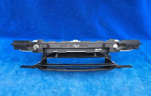 BMW 1 F20 F21 Front bumper support beam 7266325 7371730