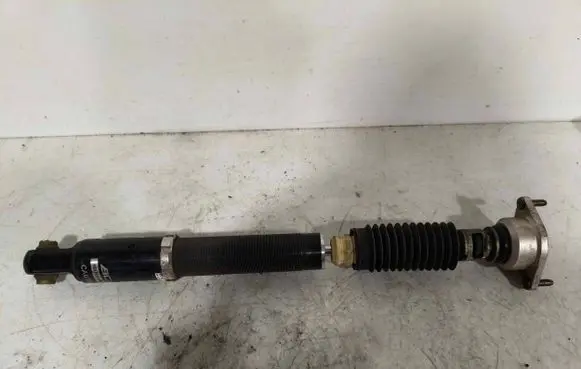 Mercedes-Benz C AMG W204 Rear shock absorber/damper