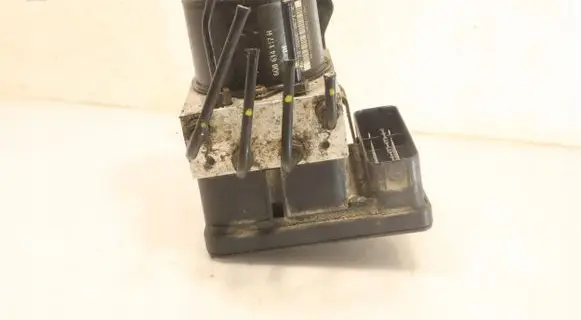 Volkswagen Polo ABS Pump