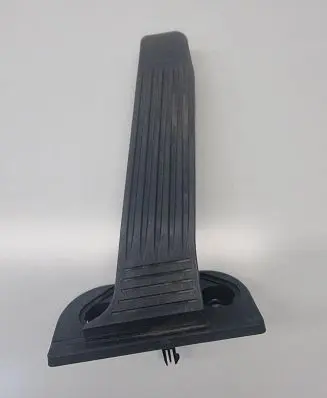 Toyota RAV 4 (XA50) Accelerator throttle pedal