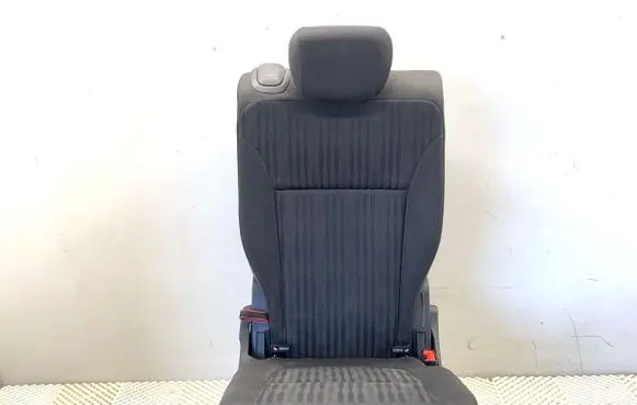 Opel Zafira C Rear seat 