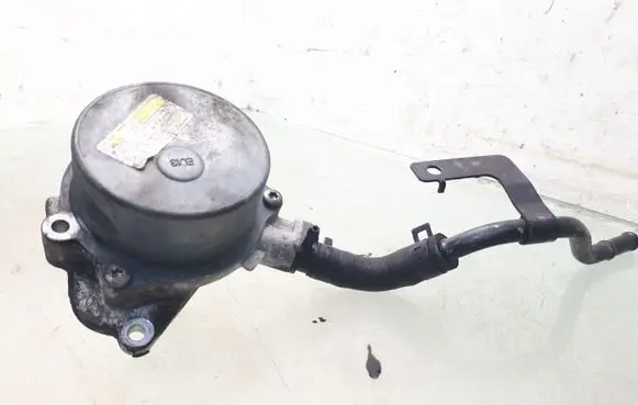 Hyundai i30 Vacuum pump 288102A101