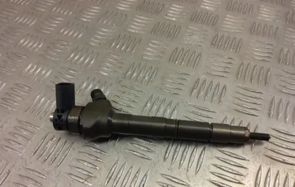 Audi A6 S6 C7 4G Fuel injector 30277