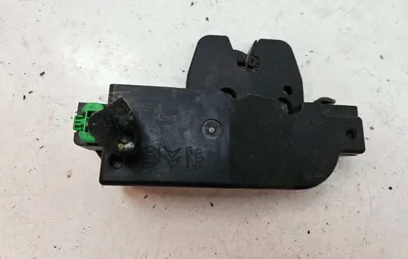 Peugeot 607 Tailgate/trunk/boot lock/catch/latch 9653831780