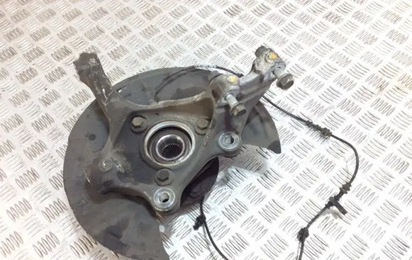 Opel Insignia B Front wheel hub 13507016