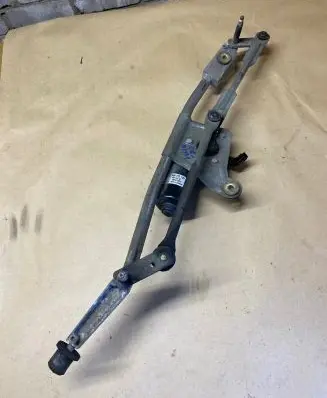 Volvo S80 Front wiper linkage and motor 09151848