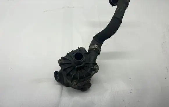 BMW 6 F12 F13 Electric auxiliary coolant/water pump 7566335 1151756633504