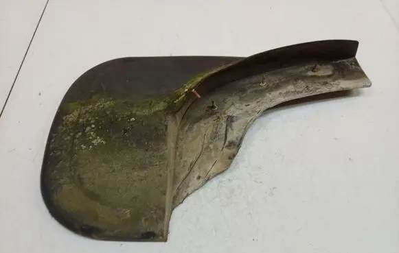 Chrysler Voyager Rear mudguard