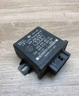 Audi A8 S8 D3 4E Light module LCM 4E0907357 4E0910357 5DF00827811