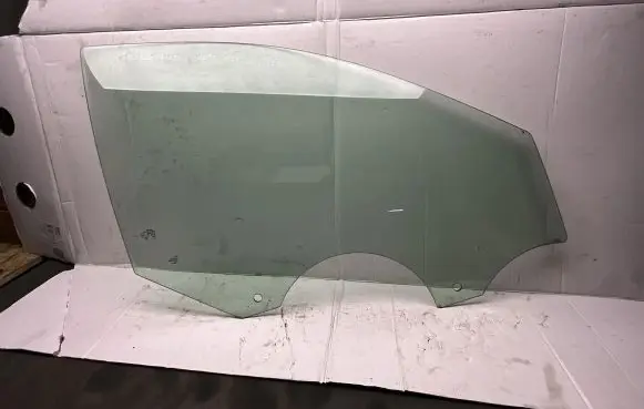 Seat Toledo IV (NH) Front door window glass four-door 43R001167 5JA845202E