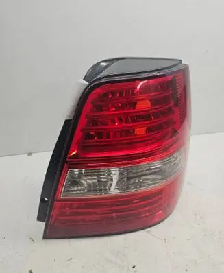 KIA Sorento Rear/tail lights 9243E5