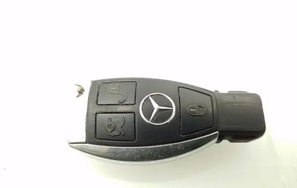 Mercedes-Benz C W204 Ignition key/card 