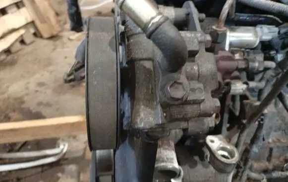 Toyota Avensis T250 Power steering pump