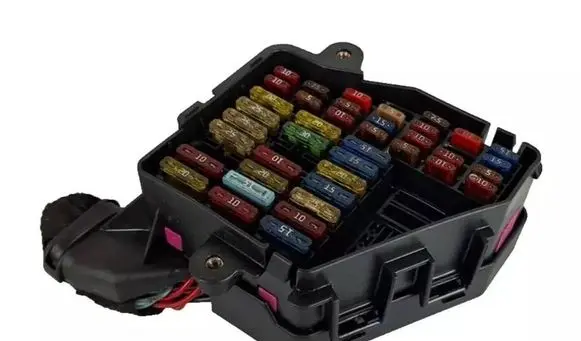 Audi A4 S4 B7 8E 8H Fuse box set 8D1941824