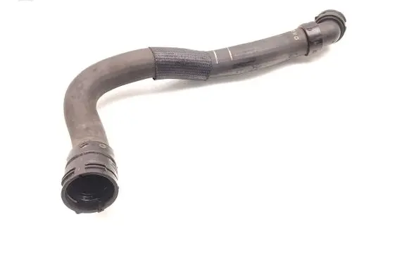 Volvo V60 Engine coolant pipe/hose