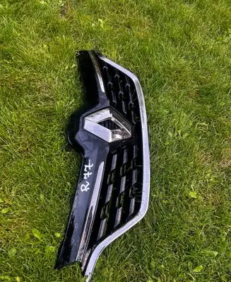 Renault Arkana Front grill