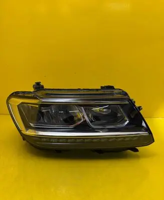 Volkswagen Tiguan Headlight/headlamp 5NB941036E