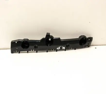 Nissan Leaf II (ZE1) Front bumper mounting bracket 622255SK0A