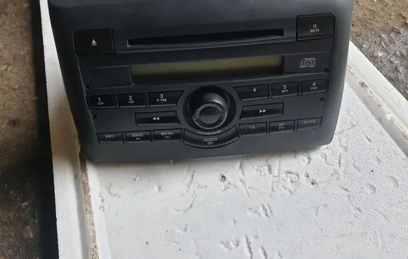 Fiat Stilo Radio/CD/DVD/GPS head unit 735374218