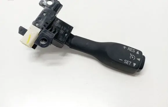 Toyota Avensis T270 Cruise control stalk 18A174
