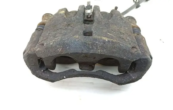 Iveco Daily 35.8 - 9 Front brake caliper