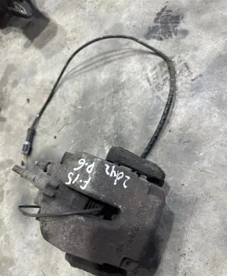 BMW X5 F15 Rear brake caliper 6776788