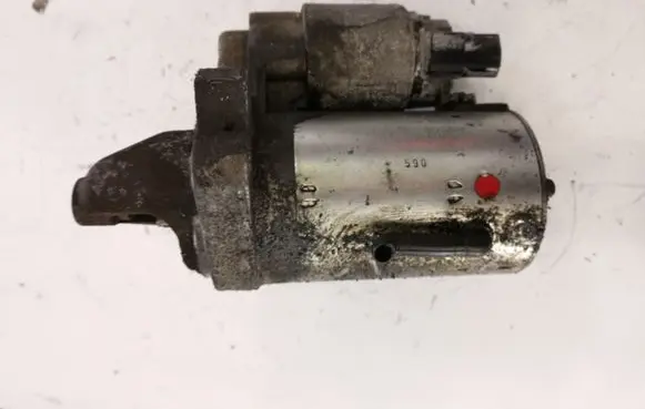 Toyota Yaris Starter motor 281000Q031